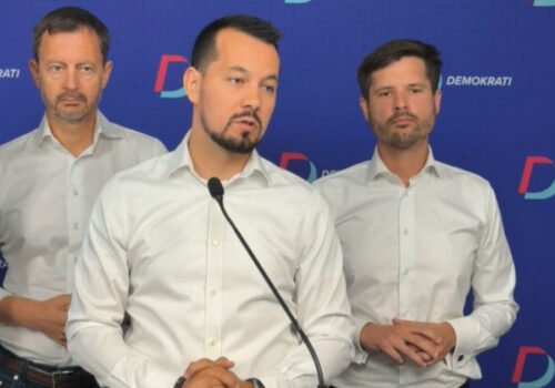 Koaličné návrhy o hazarde sú podľa Demokratov protiústavné, berú kompetencie samosprávam – VIDEO