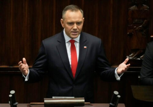 Poľský prezident zablokoval legislatívu o vyplácaní dávok pre deti všetkých ukrajinských utečencov