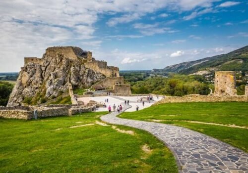 Devínske bralo bude vďaka novej dynamickej bariére bezpečnejšie, práce sa už začínajú