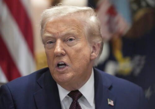 Trump vyzval na trestné stíhanie miliardára Georgea Sorosa a jeho syna