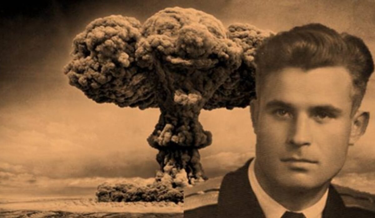 Vasili-Alexandrovich-Arkhipov-man-who-saved-the-world-780x439 Ako jeden hlas zachránil svet