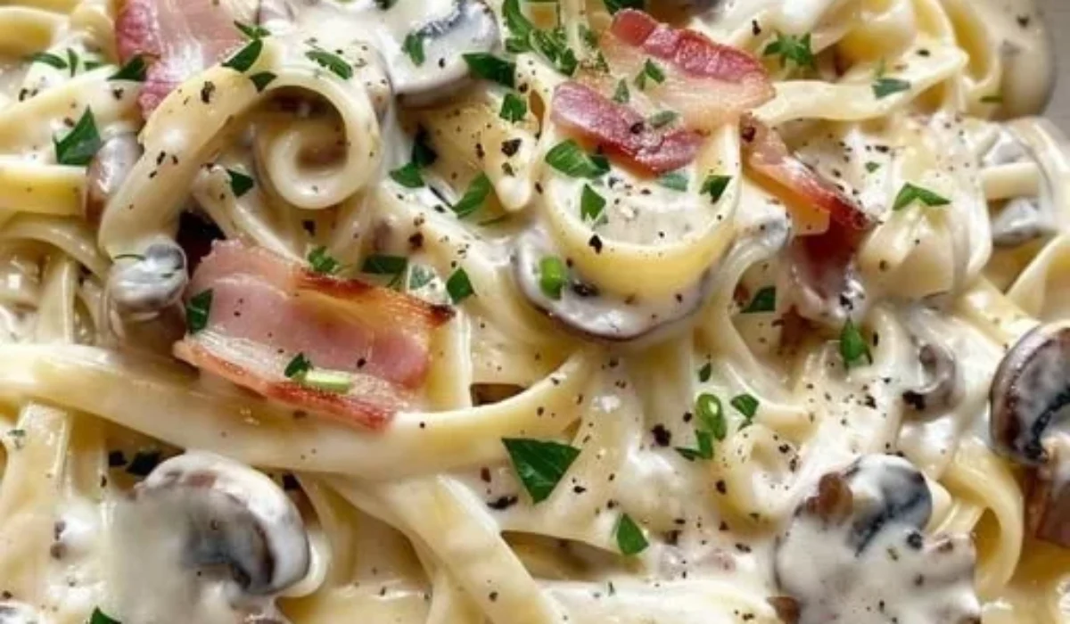 Krémové fettuccine so slaninou a šampiňónmi