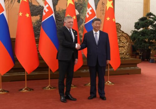 Fico rokoval s čínskym prezidentom Sin Ťin-Pchingom, vyzdvihol dosiahnutý pokrok vo vzájomných vzťahoch – VIDEO, FOTO