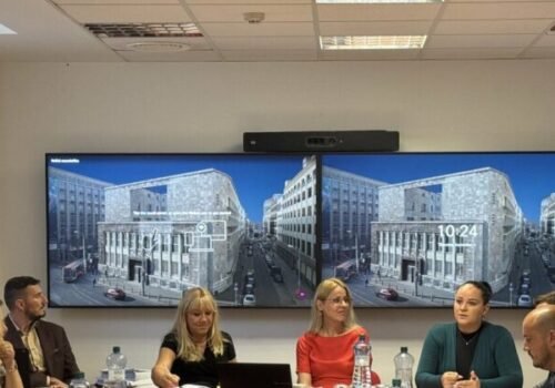 V prípadoch obchodovania s ľuďmi je nevyhnutné systematické posilňovanie spolupráce medzi políciou a prokuratúrou už od začiatku trestného konania