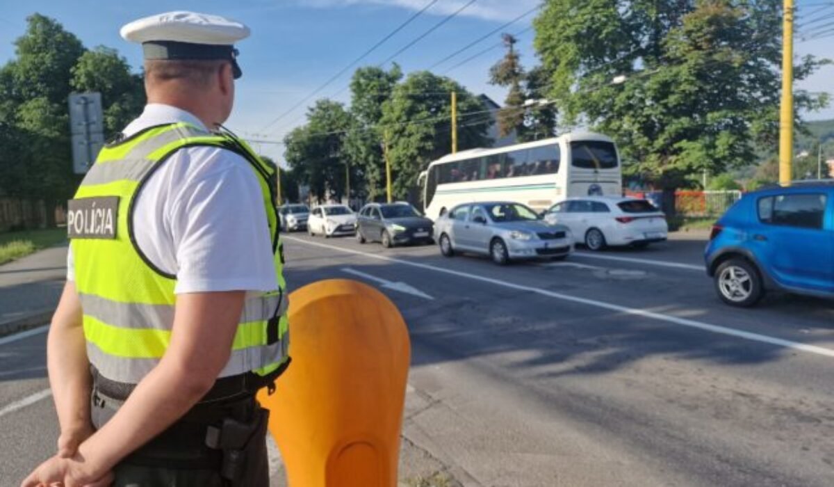 Na Slovensku odštartovala akcia BUĎ ROZUMNÝ, polícia si posvieti na alkohol za volantom