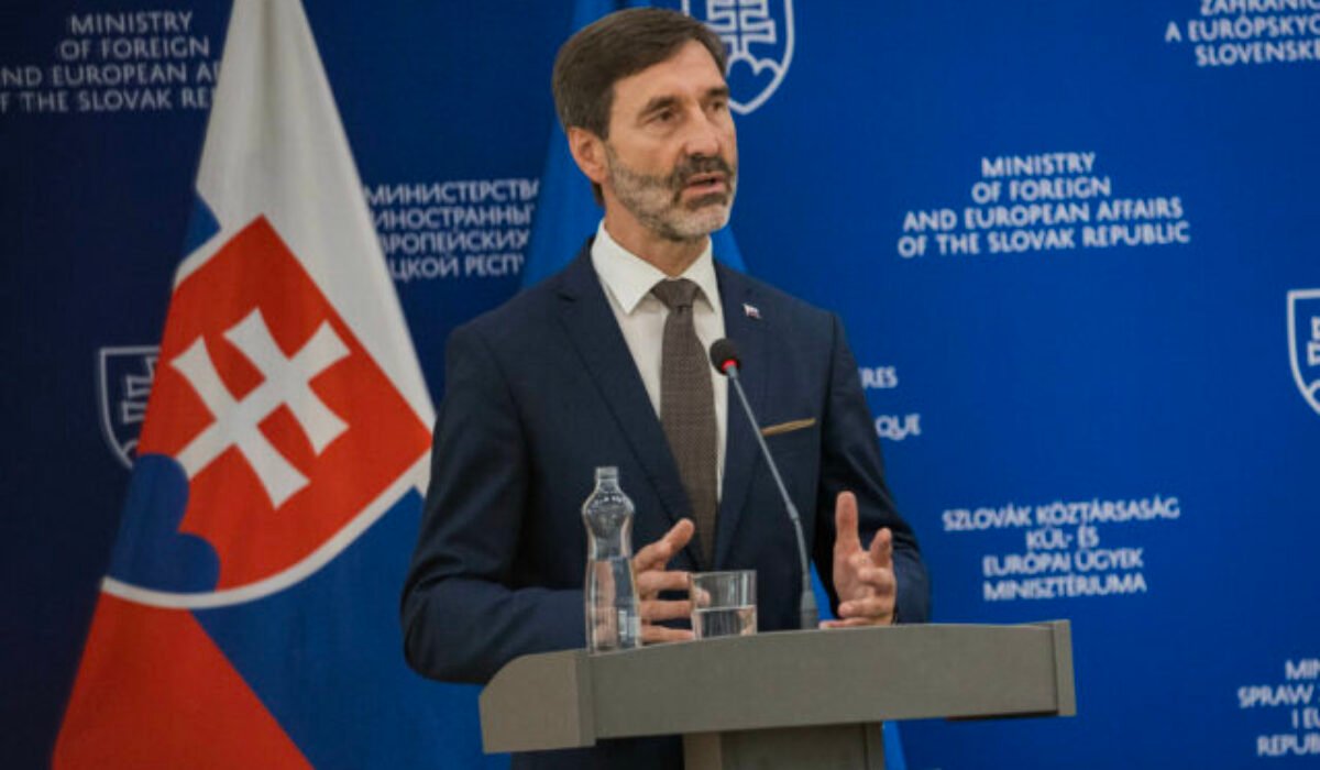 Blanár označil narušenie poľského vzdušného priestoru za eskaláciu. Zdôraznil, že Slovensko je dnes málo chránené