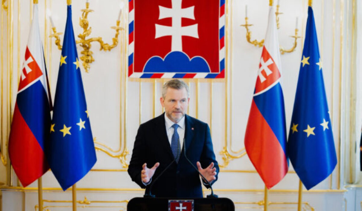 Pellegrini je nemilo prekvapený, konsoliduje sa narýchlo a bez odbornej diskusie