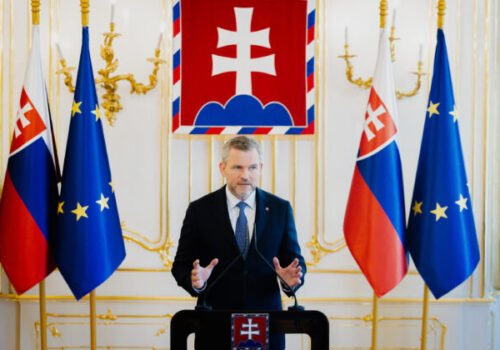Pellegrini je nemilo prekvapený, konsoliduje sa narýchlo a bez odbornej diskusie