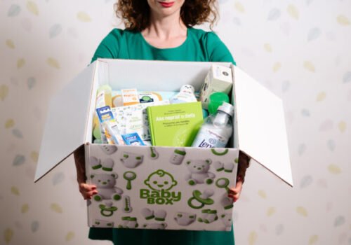 Union poteší ďalšie čerstvé mamičky – predlžuje benefit Baby BOX plný top značiek