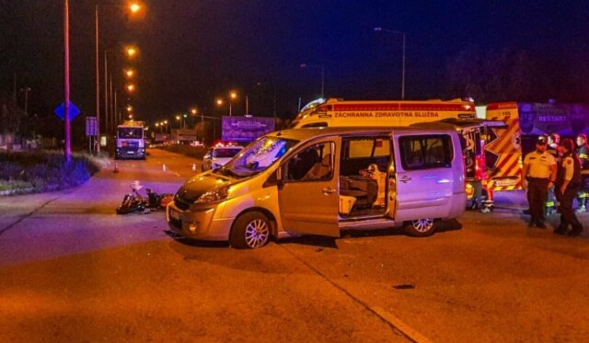 Tragická noc na košických cestách. Mladý muž na motocykli zahynul po náraze do auta, vodička mu nedala prednosť – FOTO