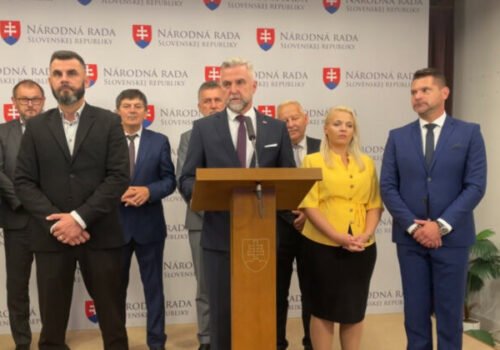 Generálna prokuratúra by mala preveriť, či Naď neohrozil bezpečnosť Slovenska, vyhlásil Gašpar – VIDEO