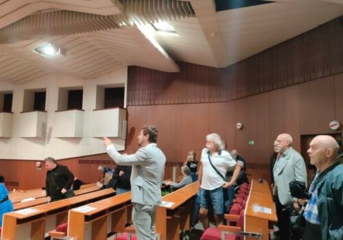 Búrlivá diskusia. Košickí poslanci rokovali o petícii za zachovanie pomníka na Námestí osloboditeľov