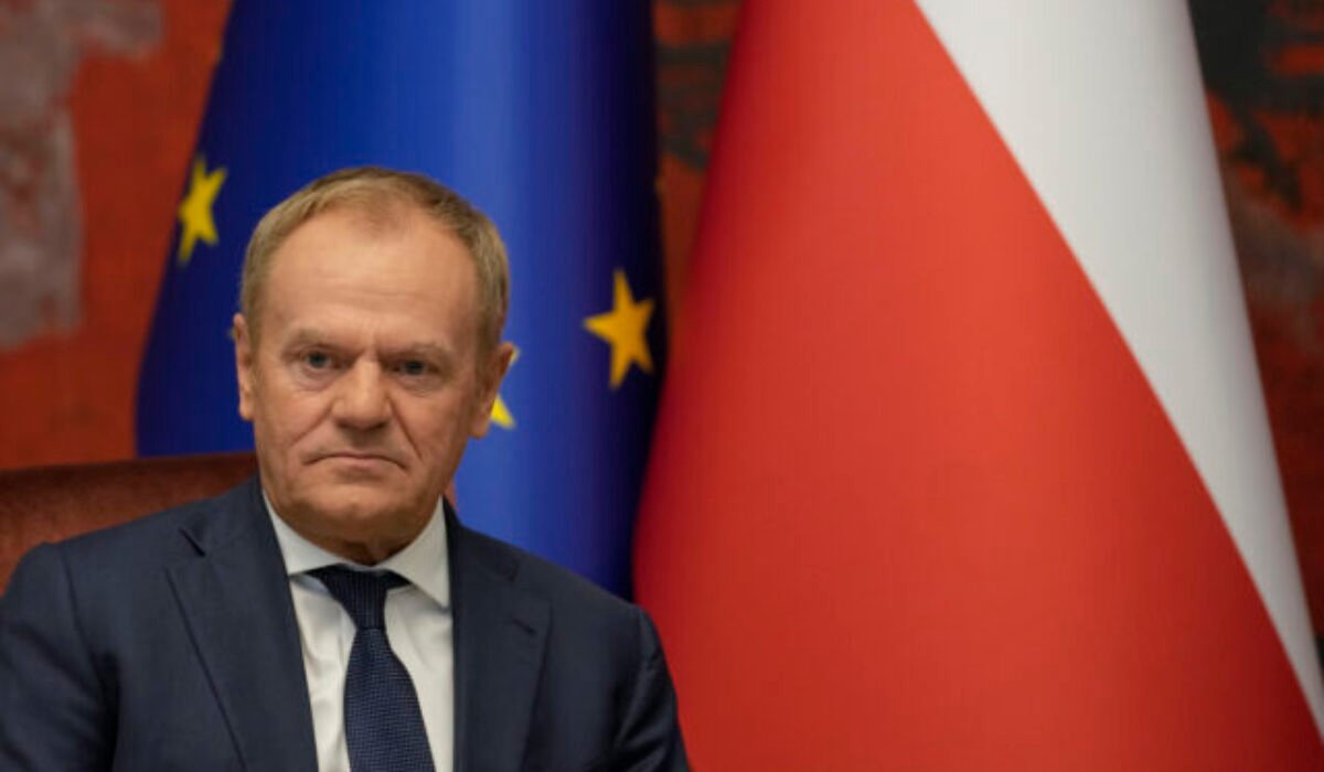Poľský premiér Tusk odkázal Trumpovi, že ruské drony neprileteli nad Poľsko omylom
