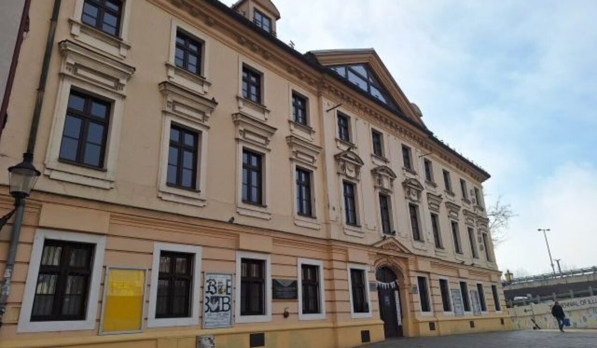 Viacerí ilustrátori a ilustrátorky bojkotujú Bienále ilustrácií Bratislava, dôvodom je inštitúcia Bibiana