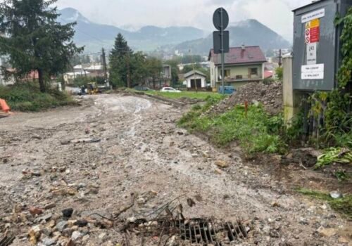 Ružomberok vyhlásil mimoriadnu situáciu, extrémne dažde ohrozujú obyvateľov aj majetok – VIDEO, FOTO