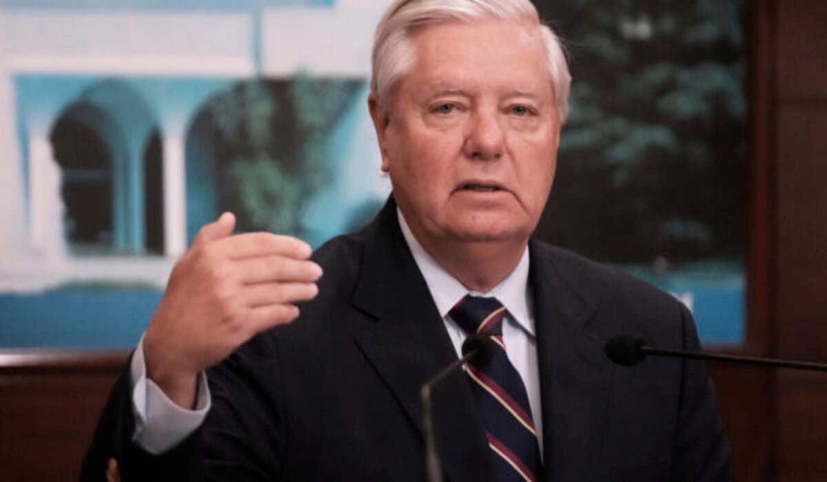 Americký senátor Lindsey Graham vyzval Maďarsko a Slovensko, aby ukončili nákupy ruskej ropy
