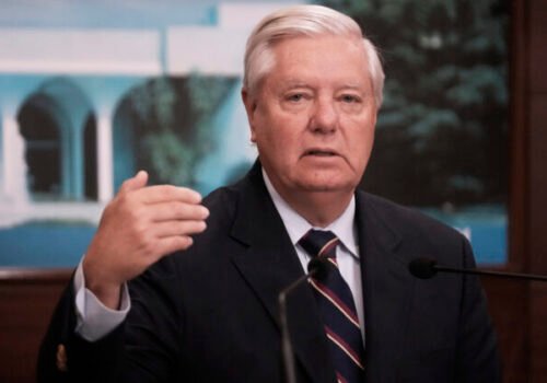 Americký senátor Lindsey Graham vyzval Maďarsko a Slovensko, aby ukončili nákupy ruskej ropy