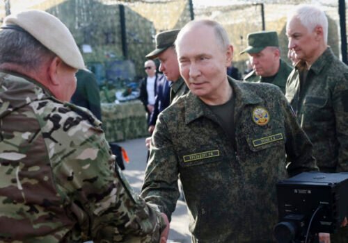 Putin: Na cvičení Západ pri hraniciach NATO sa zúčastňuje 100-tisíc vojakov