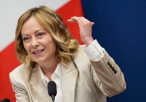 Nielen Slovensko rieši štátne sviatky. Zmeny chystá tiež Francúzsko a Taliansko