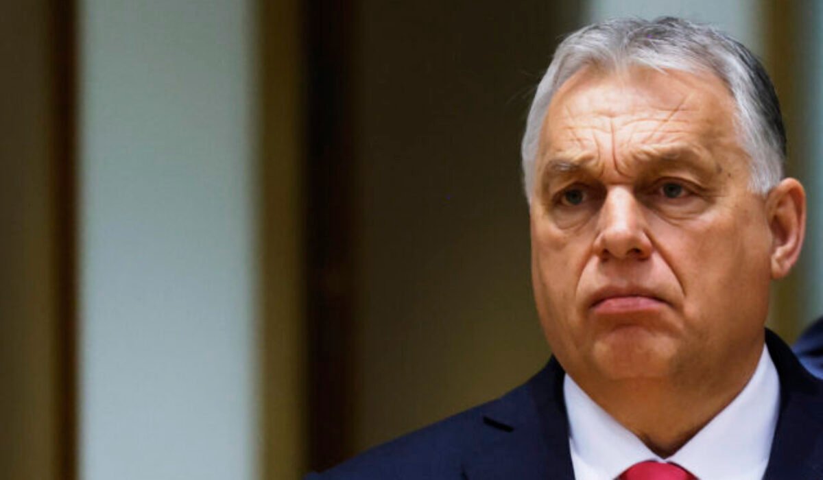 Proti Orbánovi v Budapešti demonštrovalo 50-tisíc ľudí