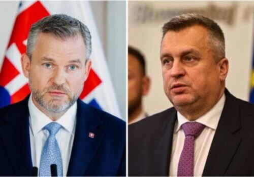Pellegriniho už prestávajú baviť Dankove „infantilné ataky“, šéfa SNS vyzval na vysvetlenie účelu Šimkovičovej cesty do USA – VIDEO