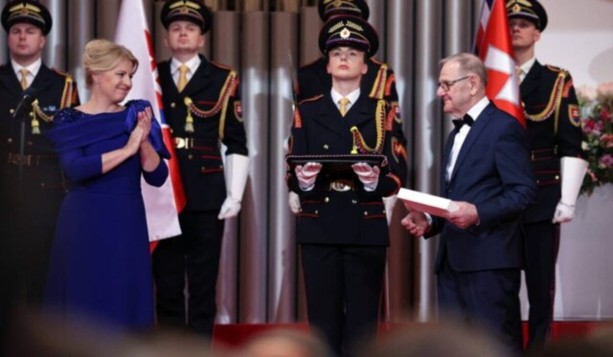 Umelecký svet smúti. Vo veku 91 rokov zomrel významný slovenský sochár a pedagóg Juraj Bartusz