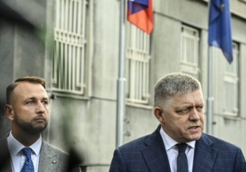 Hlas aj Smer strácajú voličské jadro, koaličnú väčšinu by nevytvorili ani s Republikou