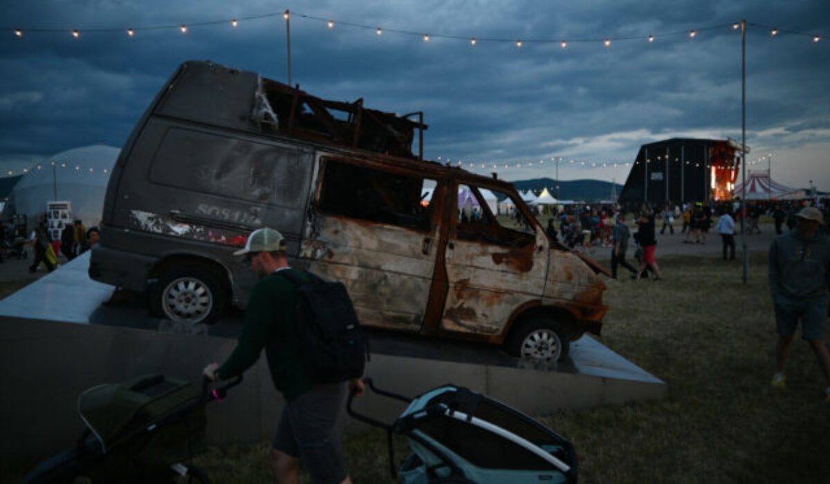 Zbierka na sanitky pre Ukrajinu získala už vyše pol milióna eur, prispeli tisícky darcov