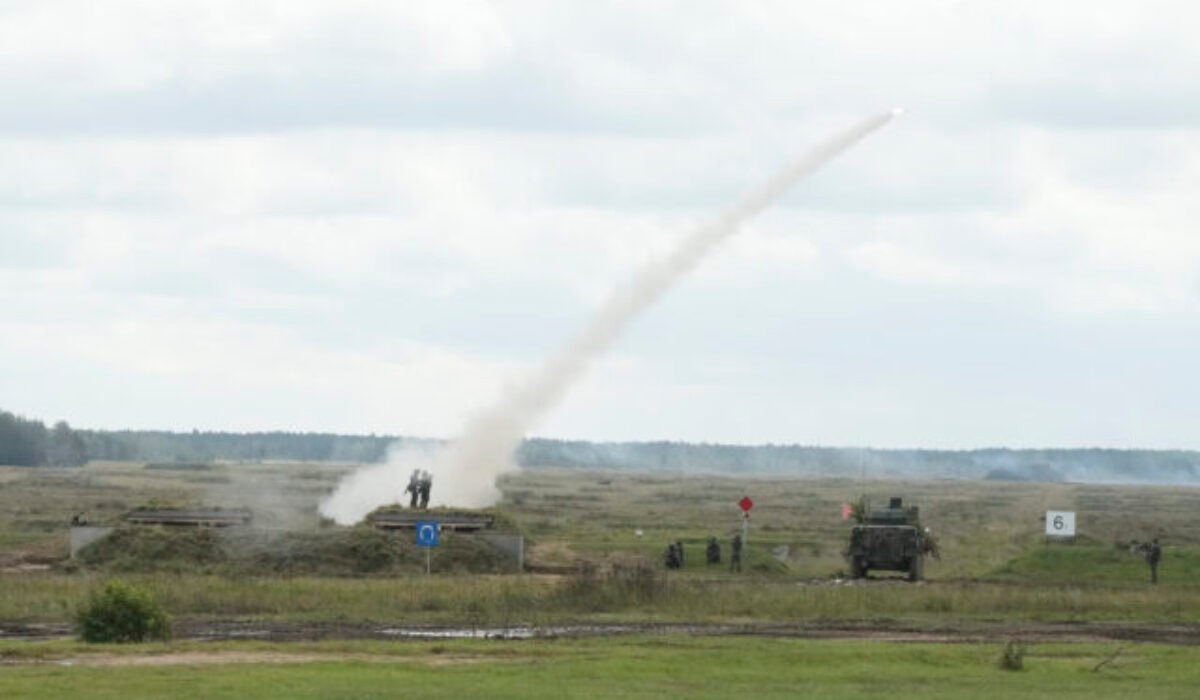 Ukrajinská raketa Neptun zasiahla ruský vojenský závod v Brianskej oblasti