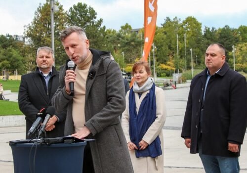 Vallo vtiahol Bratislavu do pyramídovej hry, mesto podľa Winklera od jari funguje na dlh – VIDEO