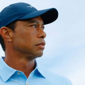 Tiger Woods podstúpil výmenu medzistavcovej platničky v dolnej časti chrbta