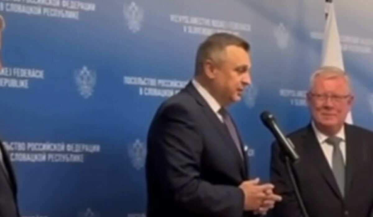 Ruský veľvyslanec Bratčikov končí vo funkcii, Danko mu venoval slová o priateľstve a otvorených dverách – VIDEO