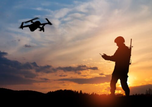 Obrana sa stáva drahšou než útok, lacné drony dramaticky menia ekonomiku vojny