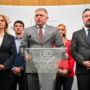 Smer definitívne vylúčili zo Strany európskych socialistov, Fico hovorí o vyznamenaní, nie o hanbe – VIDEO