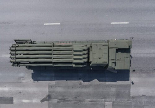 V okupovanej Chersonskej oblasti Ukrajinci zničili ruský raketomet Smerč