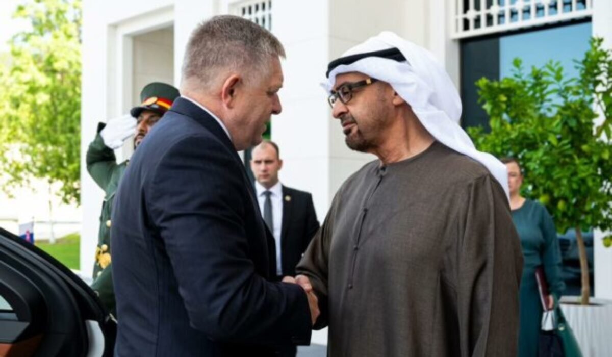 Premiér Fico a Mohamed Bin Zayed sa zhodli, že vojna na Ukrajine nemá vojenské riešenie – VIDEO, FOTO