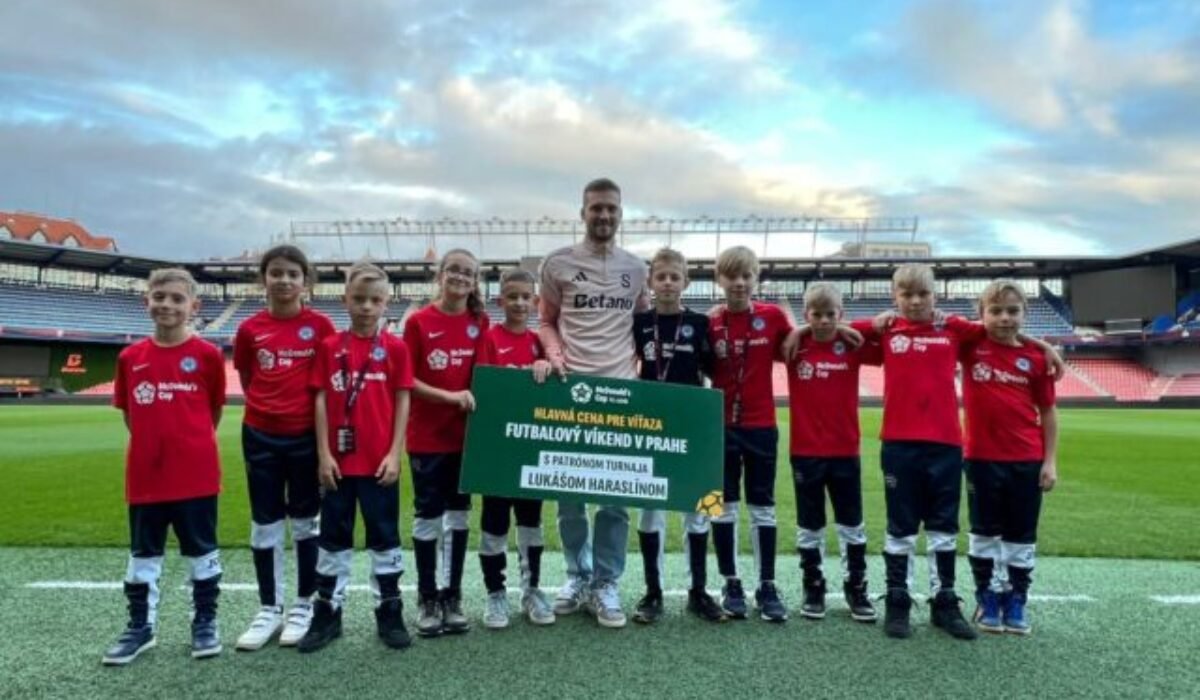 Takto chutí futbal: Majstri Slovenska z Banskej Bystrice zažili nezabudnuteľný víkend v Prahe s Lukášom Haraslínom