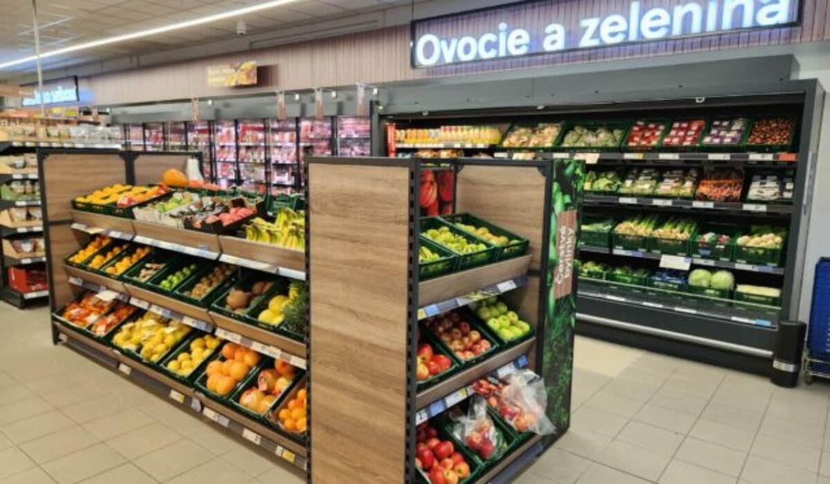 27948_tesco-expres-komarnicka-bratislava-1-640x420.jpg Tesco v októbri zmodernizovalo ďalšie predajne a predstavilo Expresy novej generácie