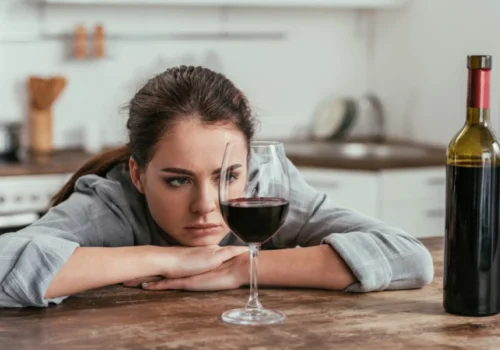 ALKOHOL ako tichý spoločník – TU NÁJDETE POMOC