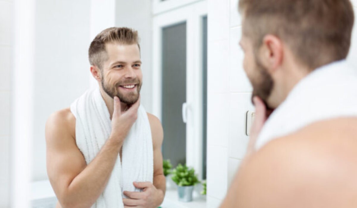 Ako sa starať o bradu: šampón, olej, sérum aj pasta v jednej rutine