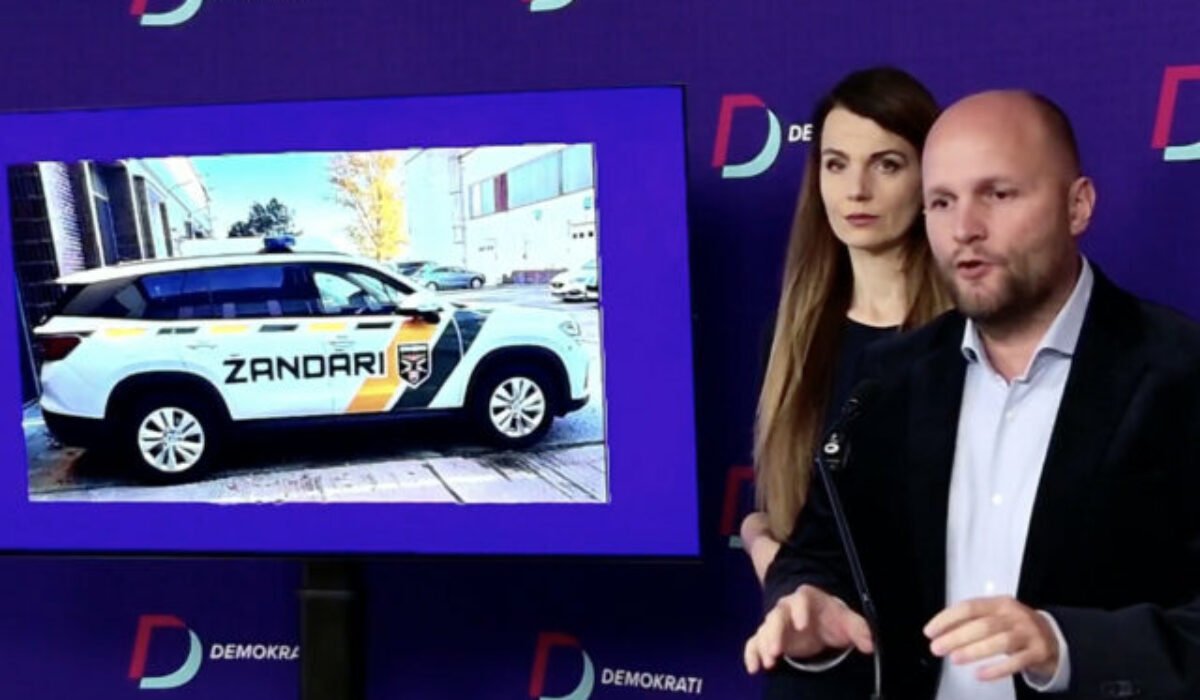 Stretnutie o Žandárskom zbore sa podľa Naďa skončilo fiaskom, otázok bolo viac ako odpovedí – VIDEO