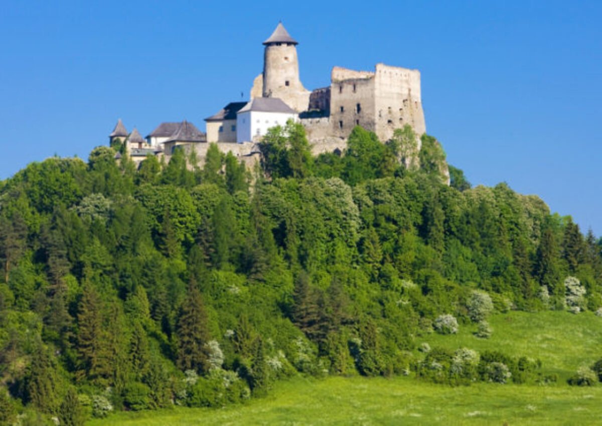 28284_gettyimages-120066035-640x420.jpg Stará Ľubovňa príde o financie zo štátneho rozpočtu, bola vyradená zo zoznamu prioritných okresov