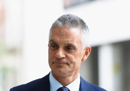 Generálny riaditeľ BBC a šéfka spravodajstva odstúpili pre zostrih Trumpovho prejavu