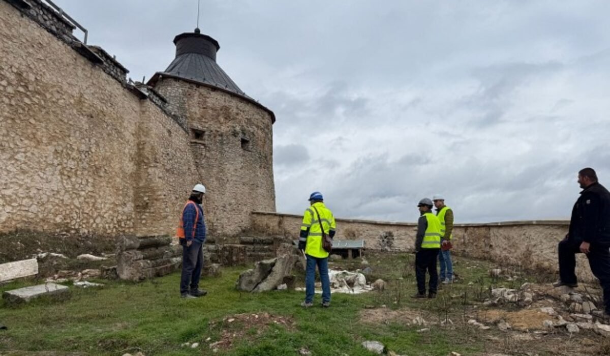 Práce na Krásnej Hôrke pokračujú, najnovšie odštartovali na Hornom hrade – FOTO