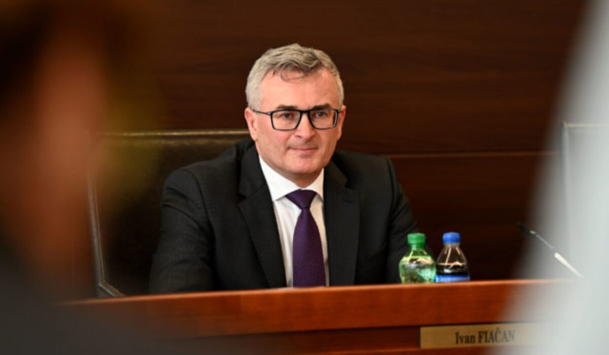 28708_65e848a147a04832818741-640x420.jpg Fiačan absolvoval rozhovor s predsedom PMÚ Beňom o ochrane a podpory hospodárskej súťaže