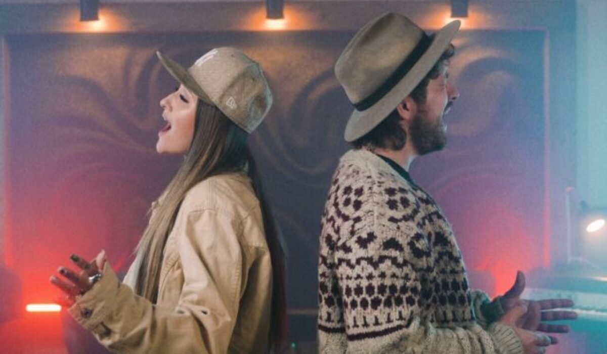 Peter Juhás a Sharlota majú emotívny duet Tisíce důvodů, prináša príbeh dvoch ľudí – VIDEO