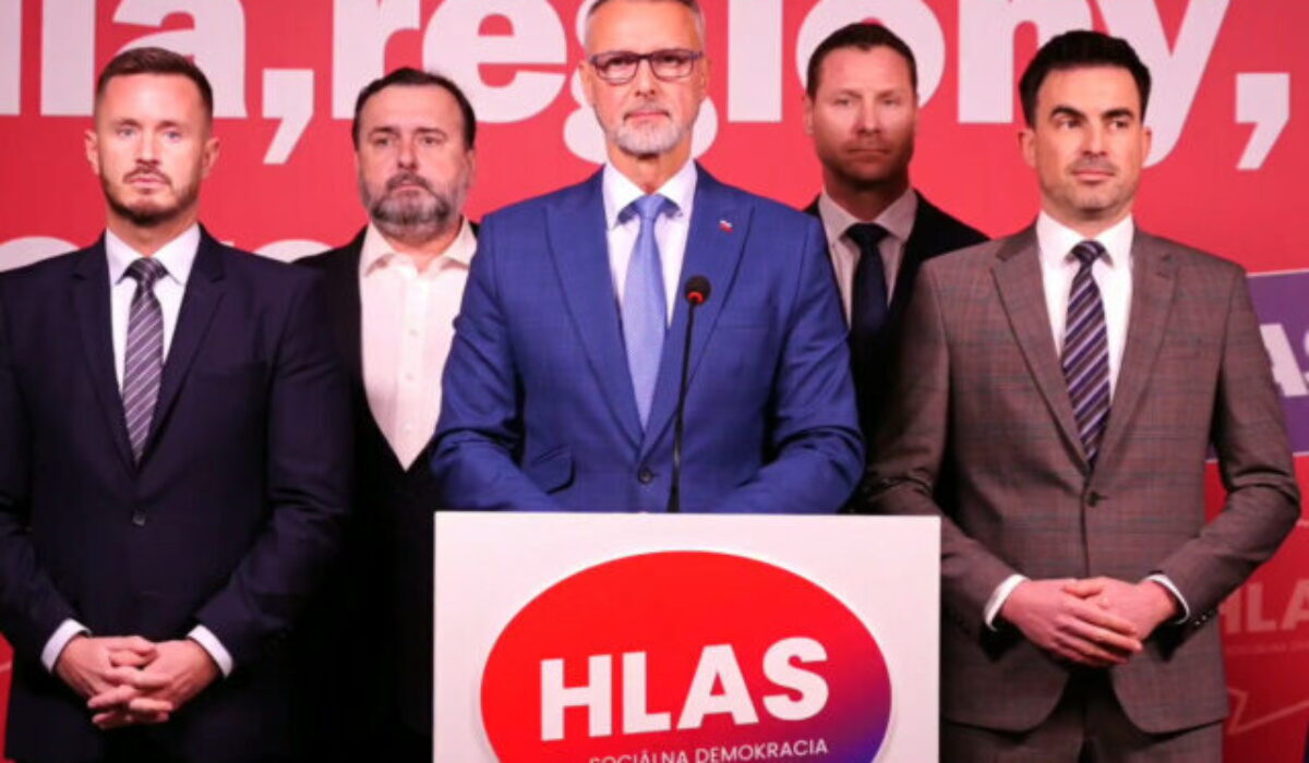 Raši odmieta, že by Hlas mohol splynúť so Smerom. Zmena predsedu strany mu ani nenapadla