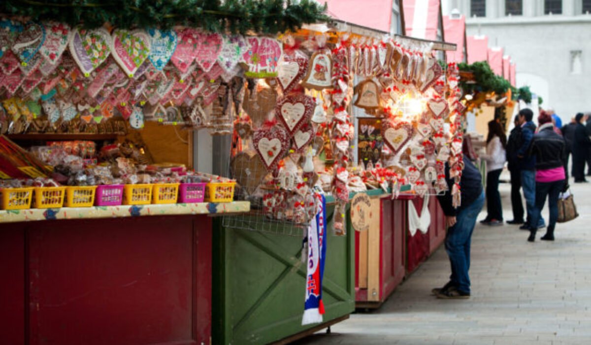 28835_ba-trhy-640x420.jpg Vianočné trhy v Petržalke začnú koncom novembra, návštevníkov čakajú živé alpaky aj Mikulášska kvapka krvi