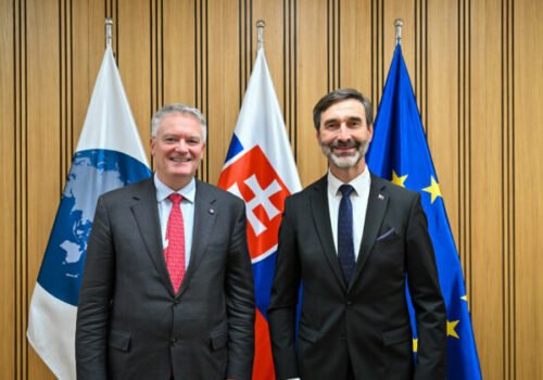 Slovensko oslavuje 25. výročie vstupu do OECD, za ten čas sa hospodársky rast a HDP takmer zdvojnásobili