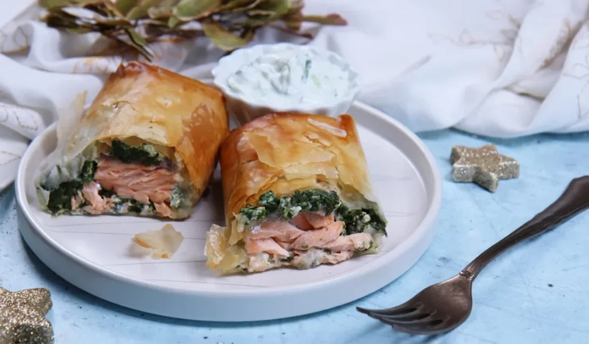 Špenátovo-fetový závin s lososom – jemná elegancia